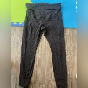 Nike -FIT black Leggings (maternity)